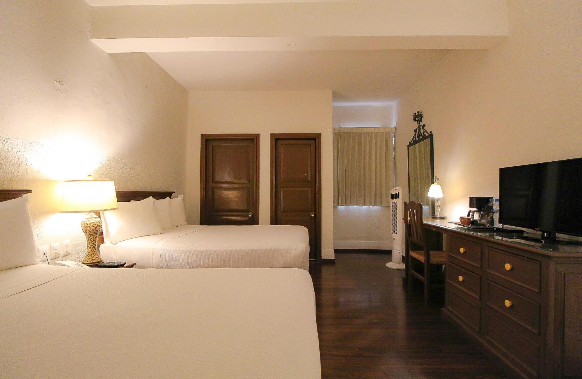 Hotel Casino Μορέλια Εξωτερικό φωτογραφία